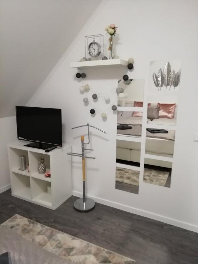 Salvus Apartman Διαμέρισμα Έγκερ Εξωτερικό φωτογραφία