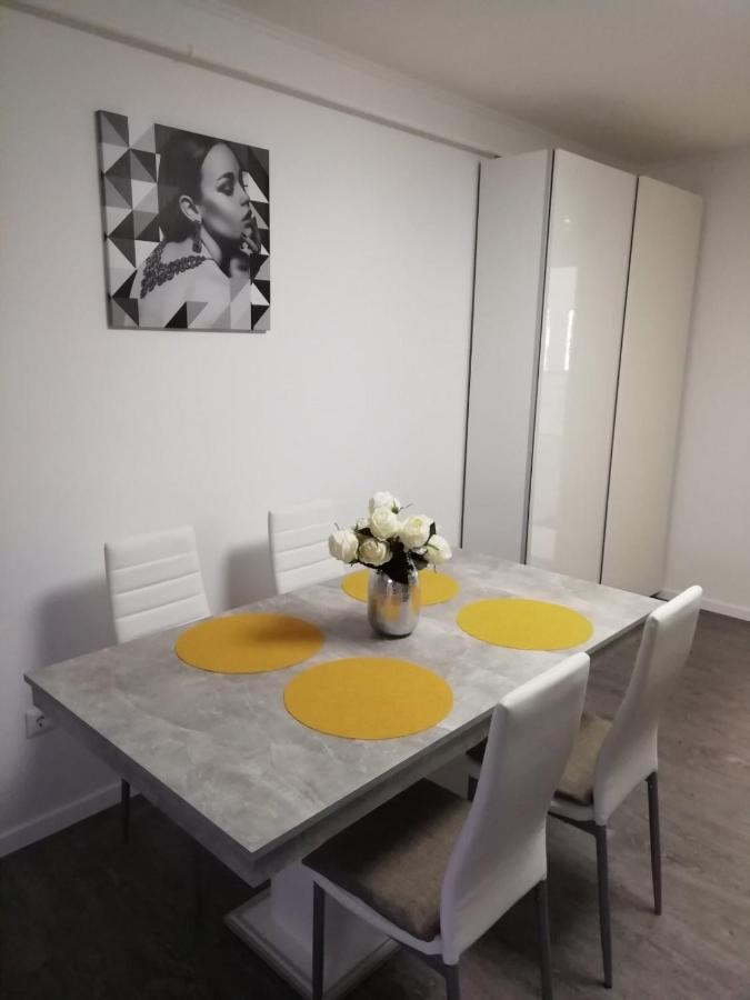 Salvus Apartman Διαμέρισμα Έγκερ Εξωτερικό φωτογραφία